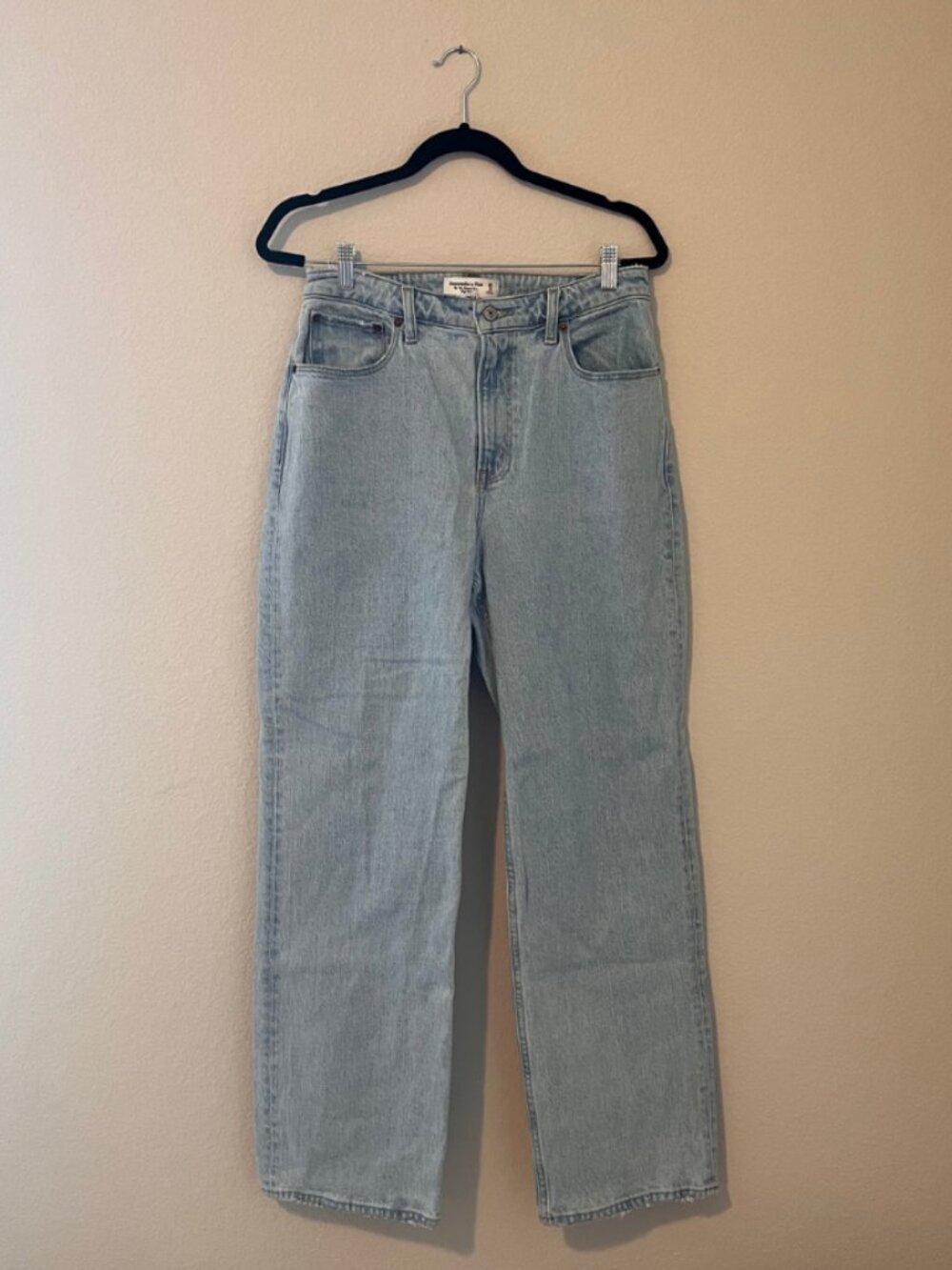 Abercrombie & Fitch '90s Relaxed Jean High Rise Light Wash Women's 29/8
